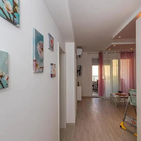 Michelle Apartment